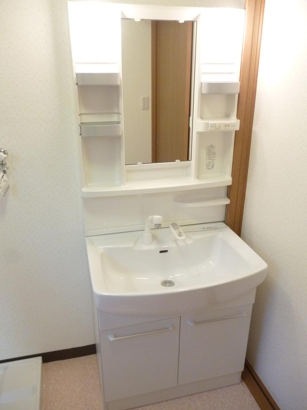 Wash basin, toilet. Shampoo dresser is also beautiful in the new ☆ 