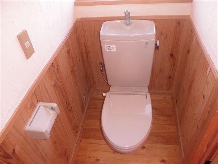 Toilet. 2F toilet with heating toilet seat