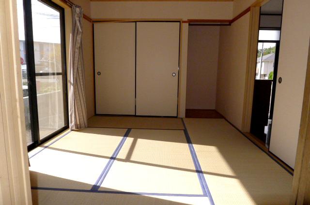 Non-living room. First floor Japanese-style room 6 quires