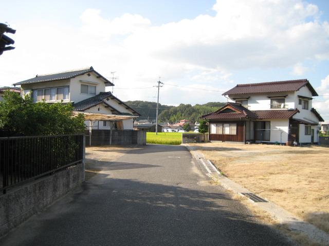 Local photos, including front road