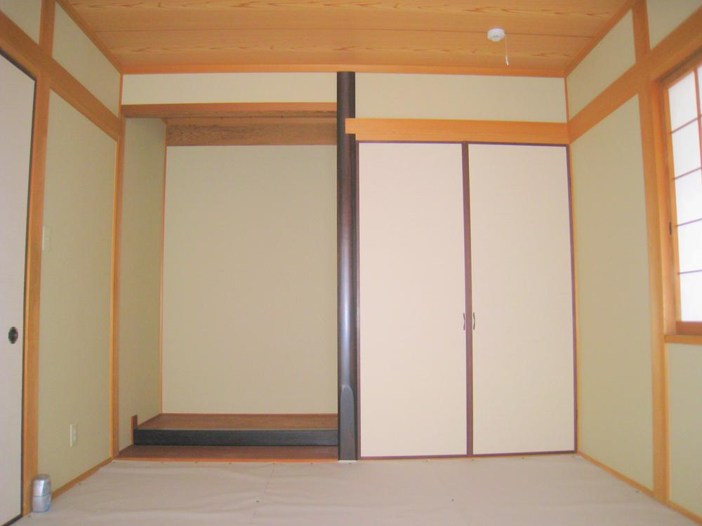 Other introspection. Japanese-style room 6 quires Alcove