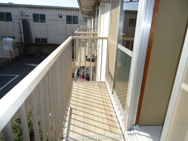 Balcony. Balconies!