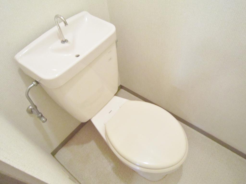 Toilet.  ☆  ☆  ☆ image ☆  ☆  ☆