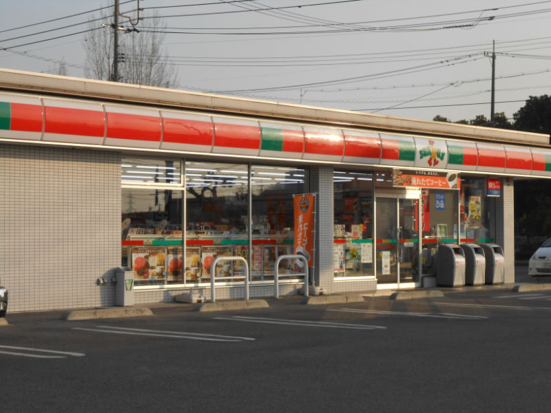 Convenience store. 768m until Thanksgiving Kurashiki Mizushima center Koenmae store (convenience store)