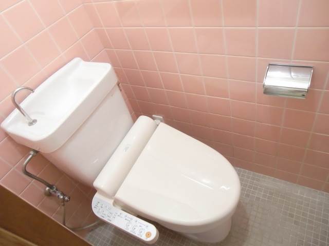 Toilet. With Washlet ☆