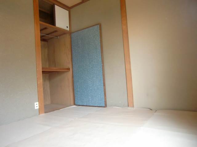 Other room space. Japanese-style room 2 with storage ☆