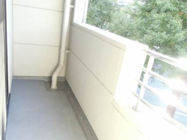 Balcony.  ■ balcony