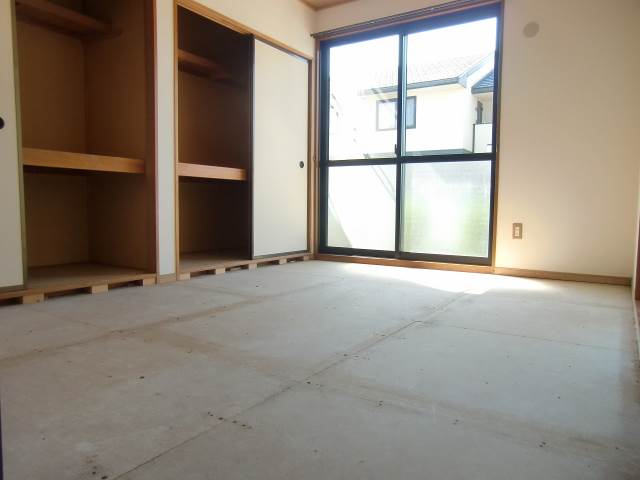 Other room space. Wide storage Japanese-style room 1 ☆