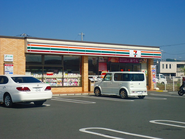 Convenience store. Eleven new Kurashiki 3-chome up (convenience store) 767m