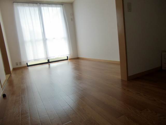 Living and room. A bright room ☆