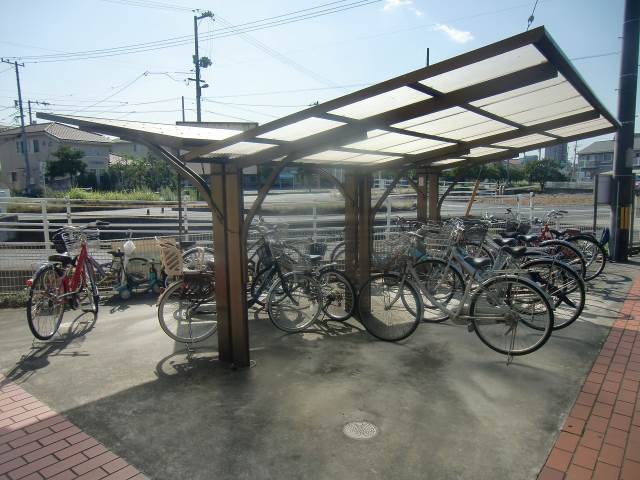 Other common areas. Bicycle-parking space ☆