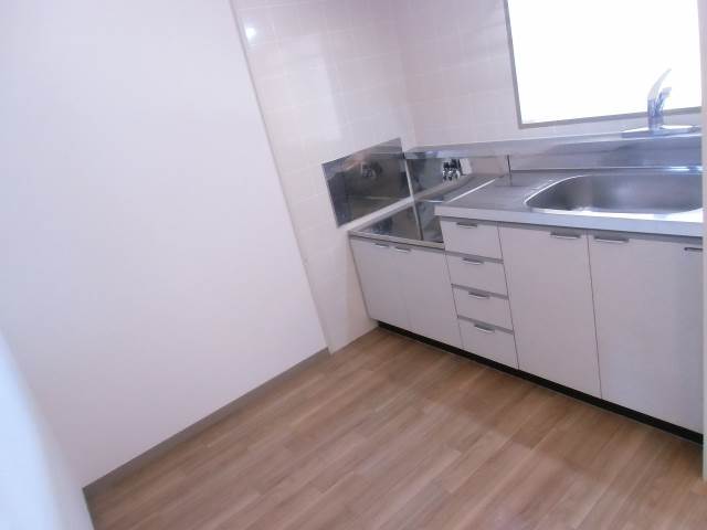 Kitchen. Yu ~ It is a space or Tsu