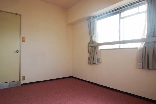 Other room space. You can use to suit your life