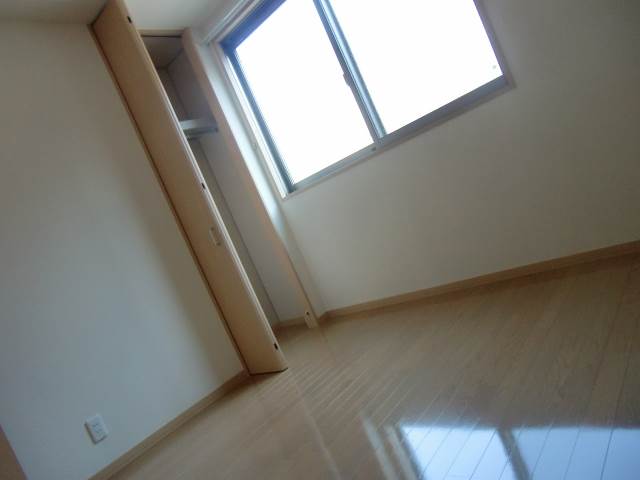 Other room space. Western style room ・ There is also a storage space ☆