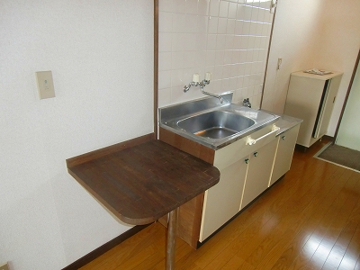 Kitchen.  ※ The image is a thing of the same property by room. In reference.