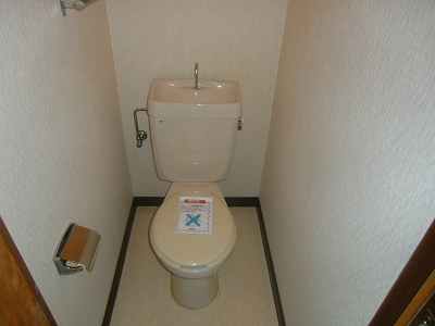 Toilet.  ※ The image is a thing of the same property by room. In reference.