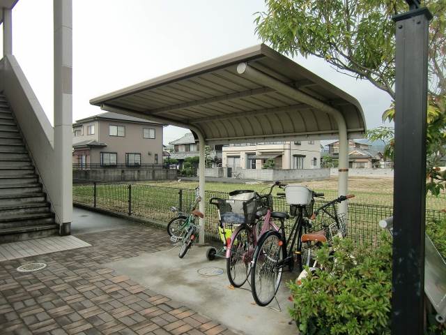 Other common areas. Bicycle-parking space ☆