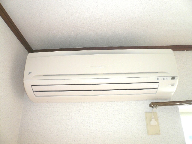 Other Equipment. Air conditioning also comes with 1 groups summer ・ You will spend the winter comfortably