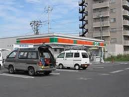 Convenience store. Thanks 252m to Kurashiki Oimatsu Machiten (convenience store)