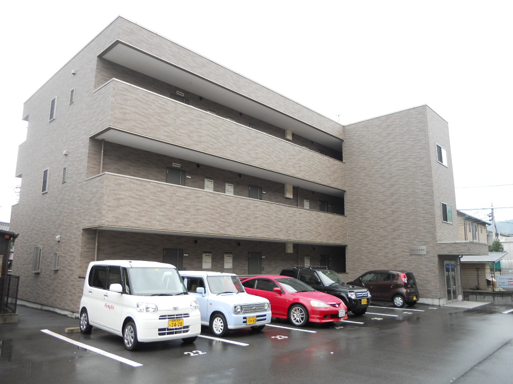 University ・ Junior college. Kurashiki City College (University of ・ 767m up to junior college)