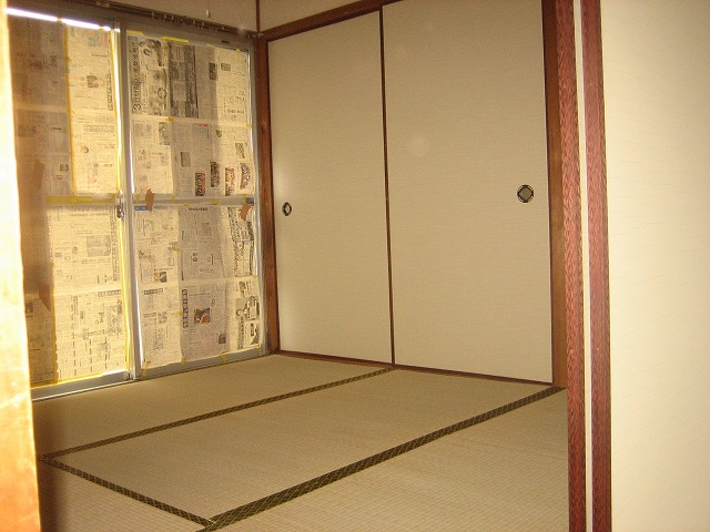 Receipt. Located in the Japanese-style room 4.5 tatami Japanese-style room