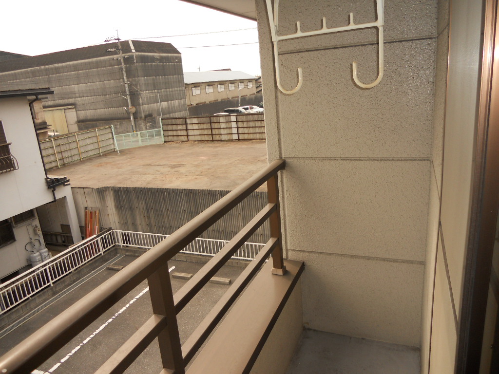 Balcony. Balconies!