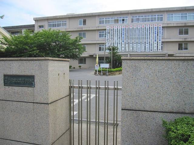 high school ・ College. Okayama Prefectural Mizushima Technical High School (High School ・ NCT) to 609m