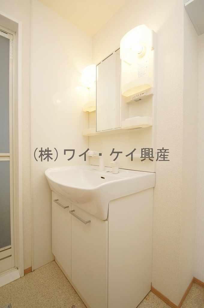 Washroom. Spacious also dressing room