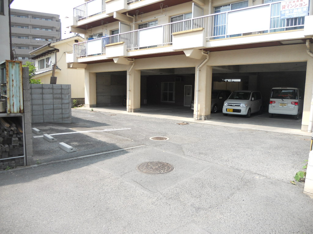 Supermarket. Nishina food basket Hashima store up to (super) 476m