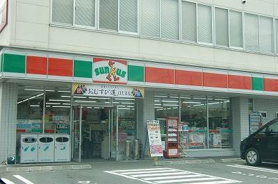 Convenience store. Thanks Kurashiki middle. Store up (convenience store) 699m