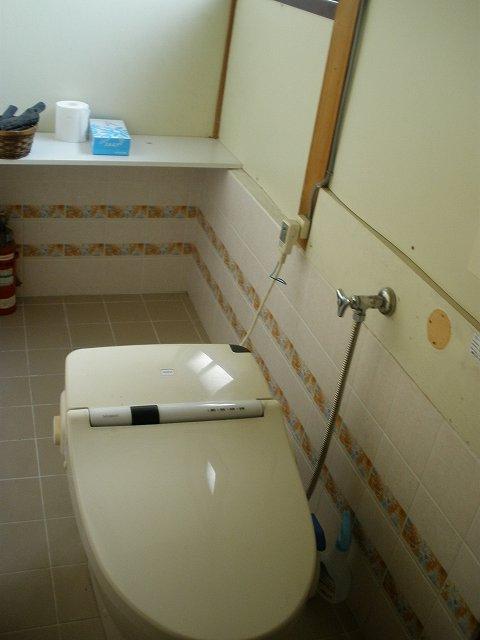 Toilet. Indoor (2013) Shooting