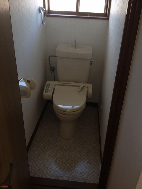 Toilet. 2F toilet