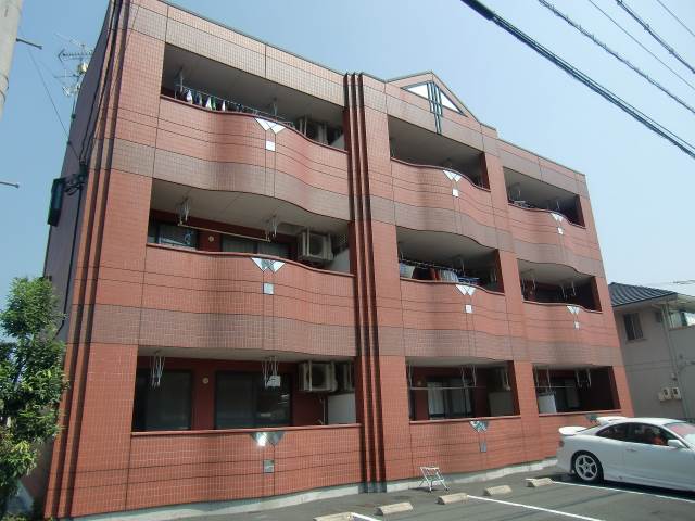 Building appearance. 3-story appearance ☆