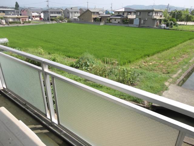 Balcony. Spacious veranda! Also the highest scenery ☆