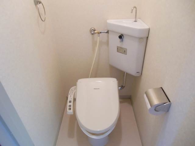 Toilet. With Washlet ☆