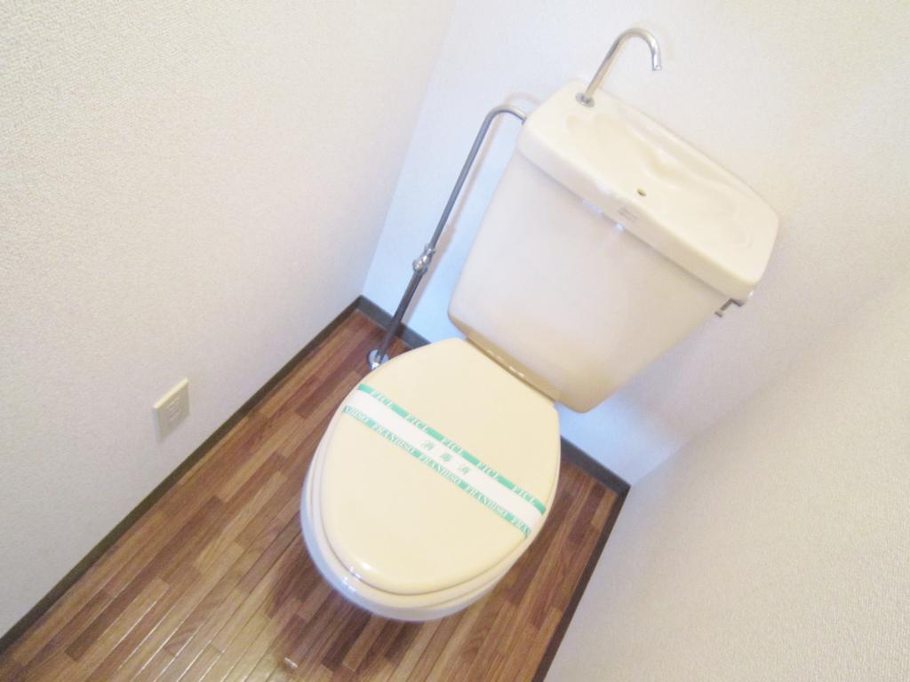 Toilet.  ☆  ☆  ☆ image ☆  ☆  ☆