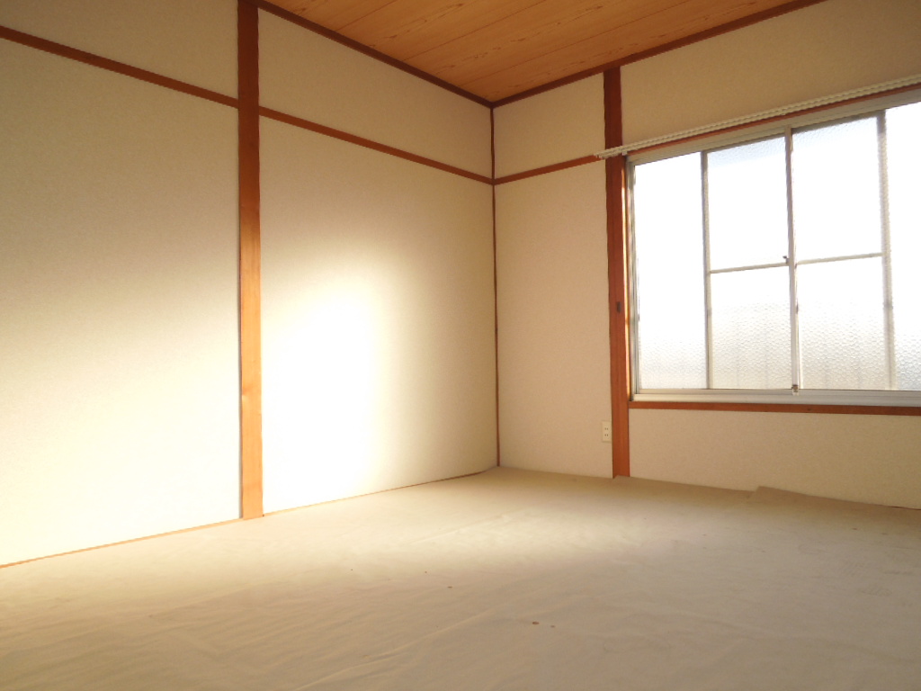 Living and room. 2F ・ Japanese-style room is 6 quires!