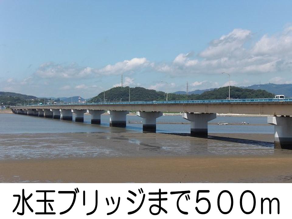 Other. 500m to polka dot bridge (Other)