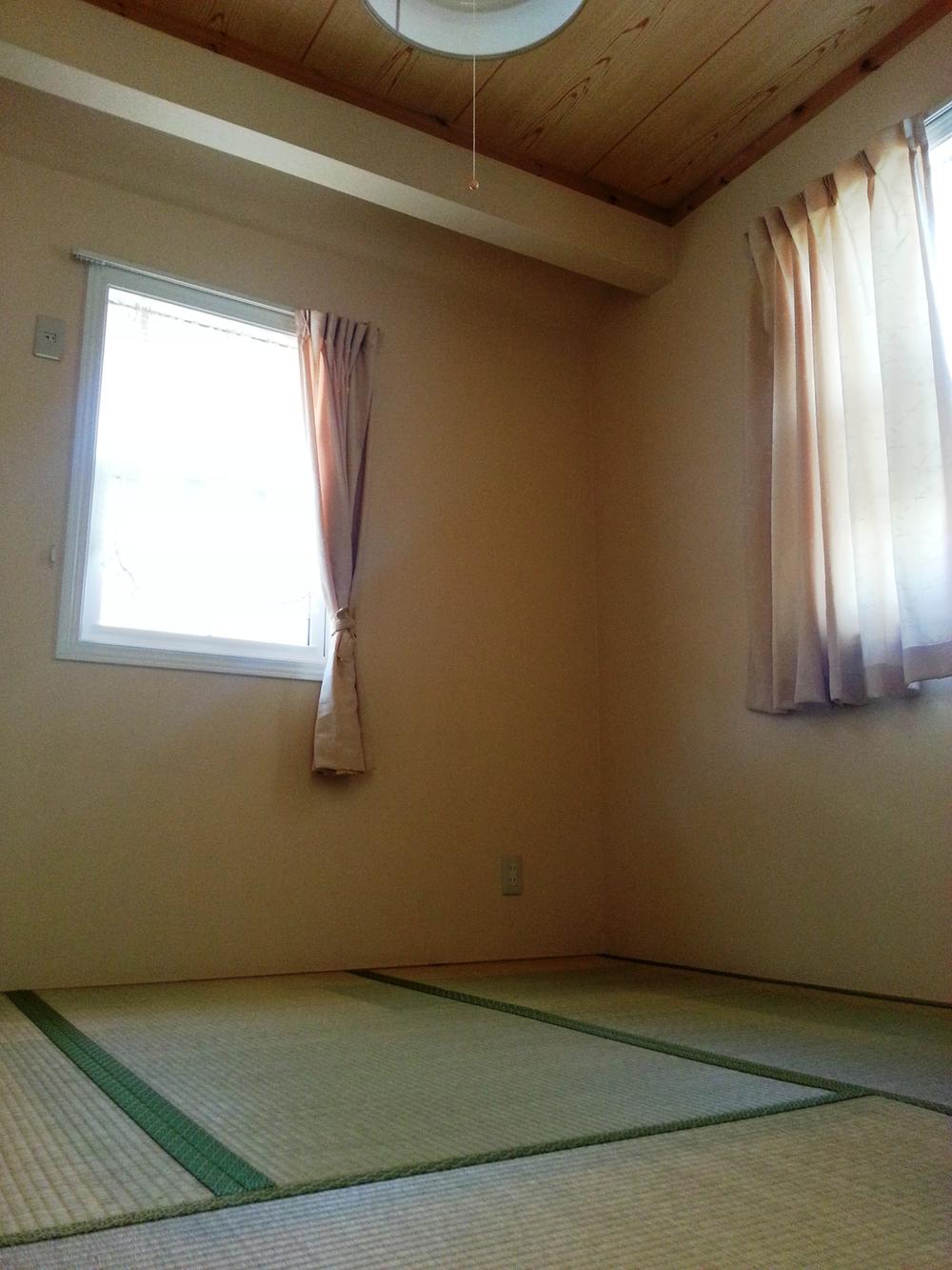 Other introspection. 2F Japanese-style room