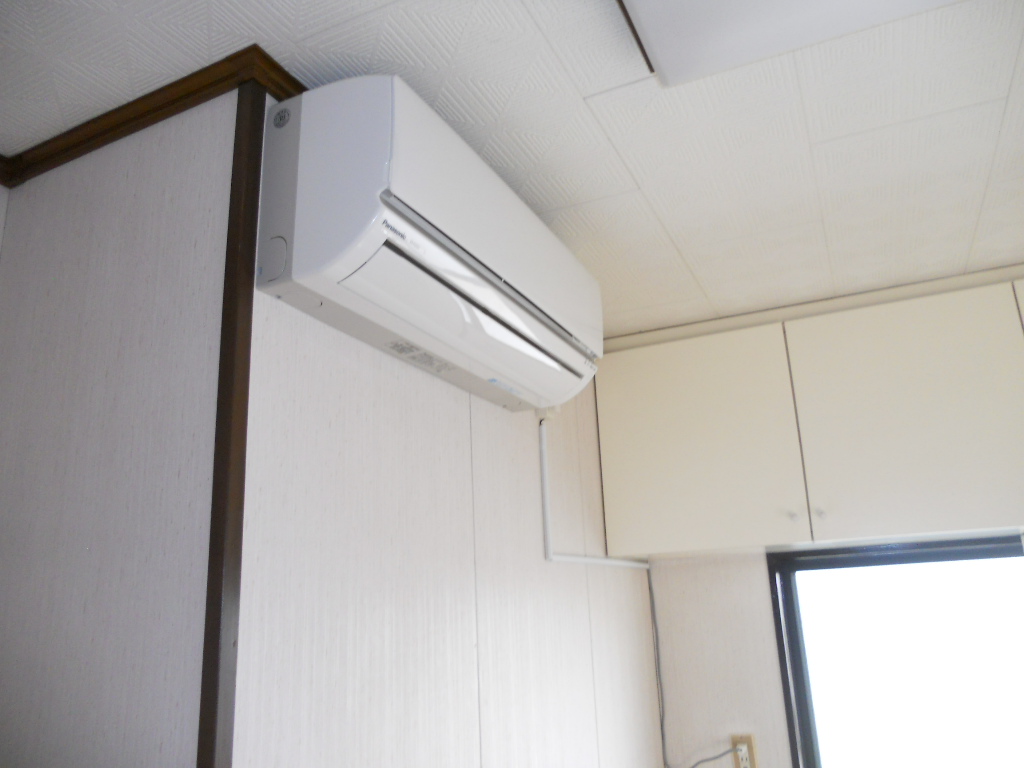 Other Equipment. We have air conditioning established in Western-style room and DK