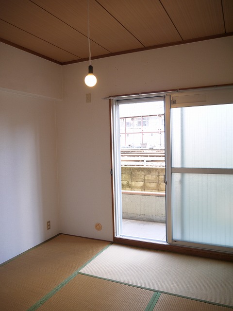 Other room space. Japanese-style room (2)