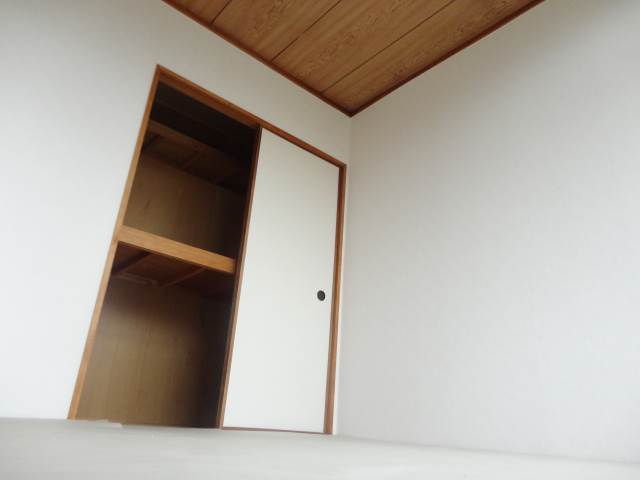 Living and room. Storage lot ☆