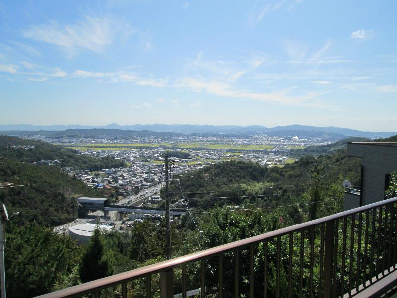 View photos from the dwelling unit. Is a view overlooking the Kurashiki city. 