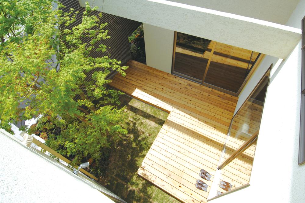 Model house photo. Kojima exhibition hall wood deck (March 2011)