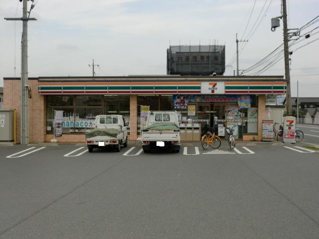Convenience store. Seven-Eleven Kurashiki Fukudamachiminami store up (convenience store) 462m