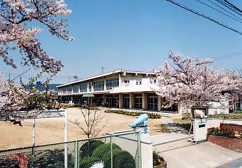 kindergarten ・ Nursery. 733m to Kurashiki Municipal Tamashima kindergarten