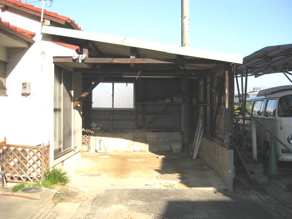 Parking lot