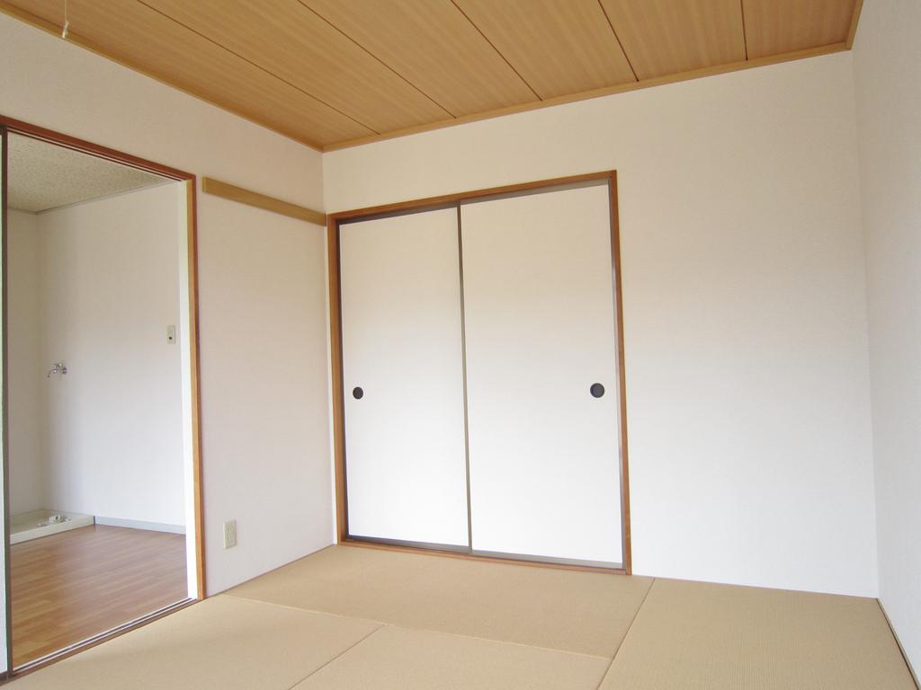 Living and room. (* ⌒O⌒ *) unwind slowly in the Japanese-style room