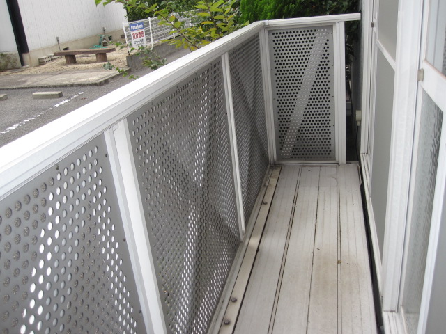 Balcony. Balconies!