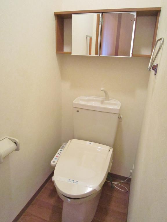 Toilet.  ☆ image ☆  Happy Washlet equipped